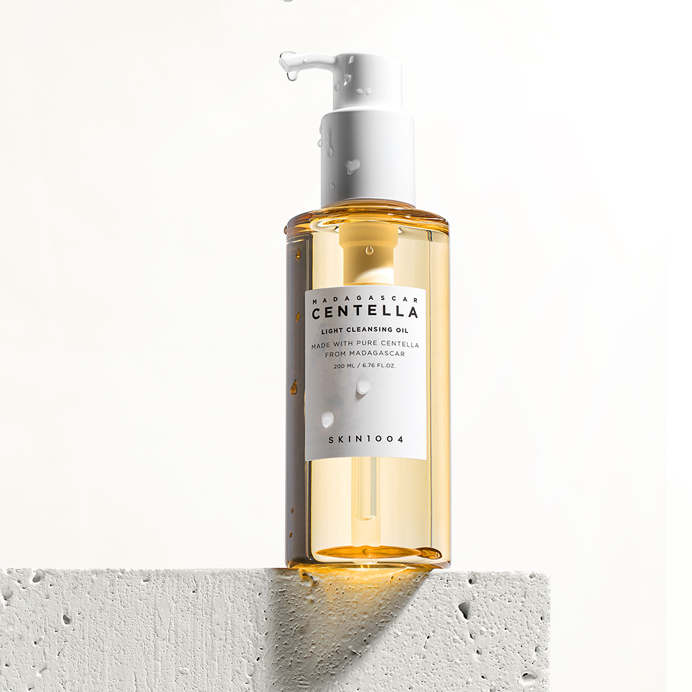 [Skin1004] Madagascar Centella Light Cleansing Oil - 2 Size - Glamful-Beauty.com
