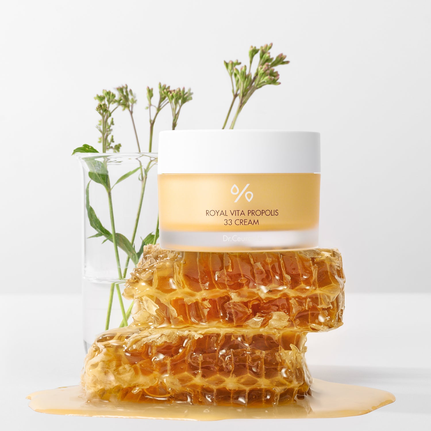 [Dr.Ceuracle] Royal Vita Propolis 33 Cream 50ml - Glamful-Beauty.com