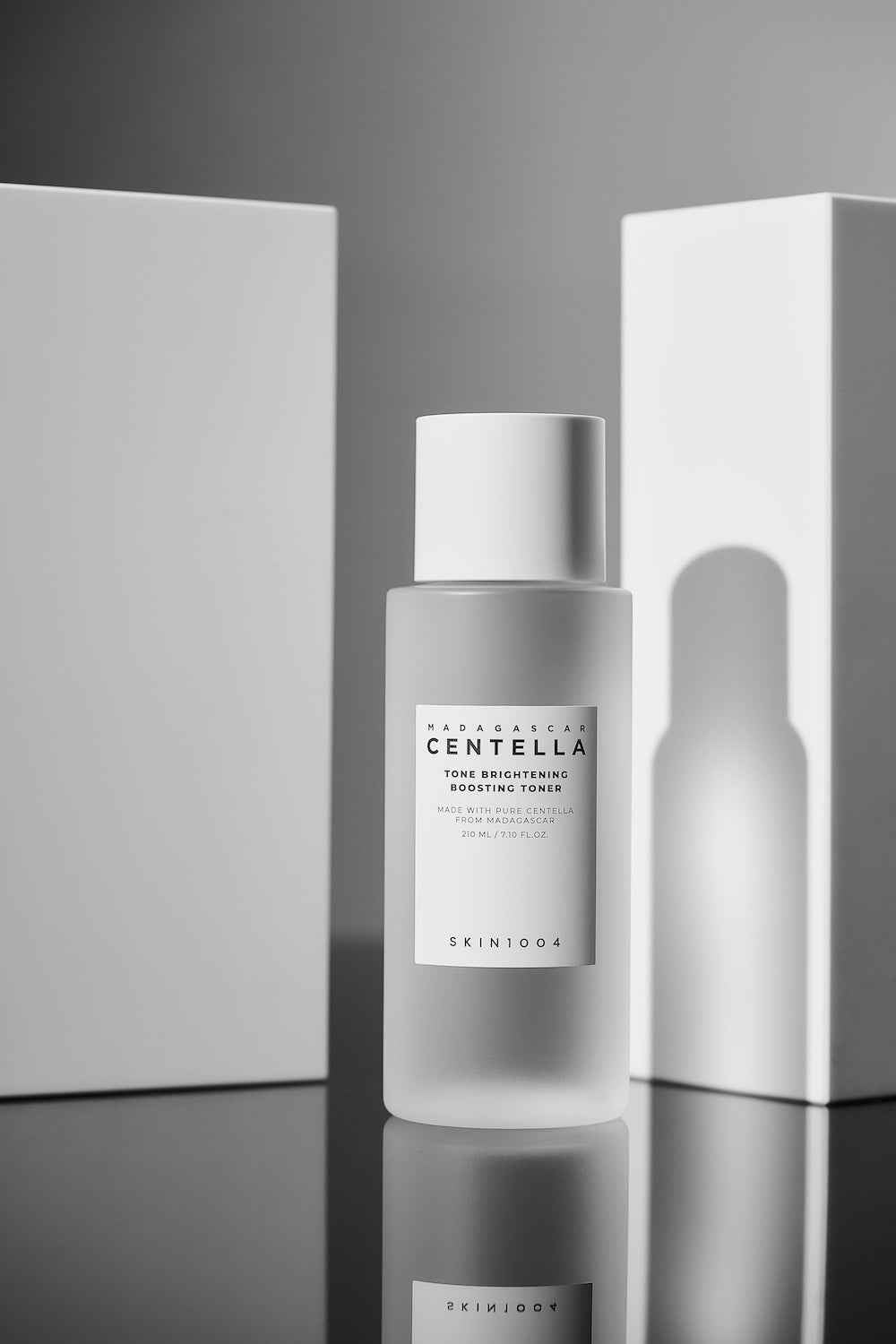 [Skin1004] Madagascar Centella Tone Brightening Boosting Toner 210ml