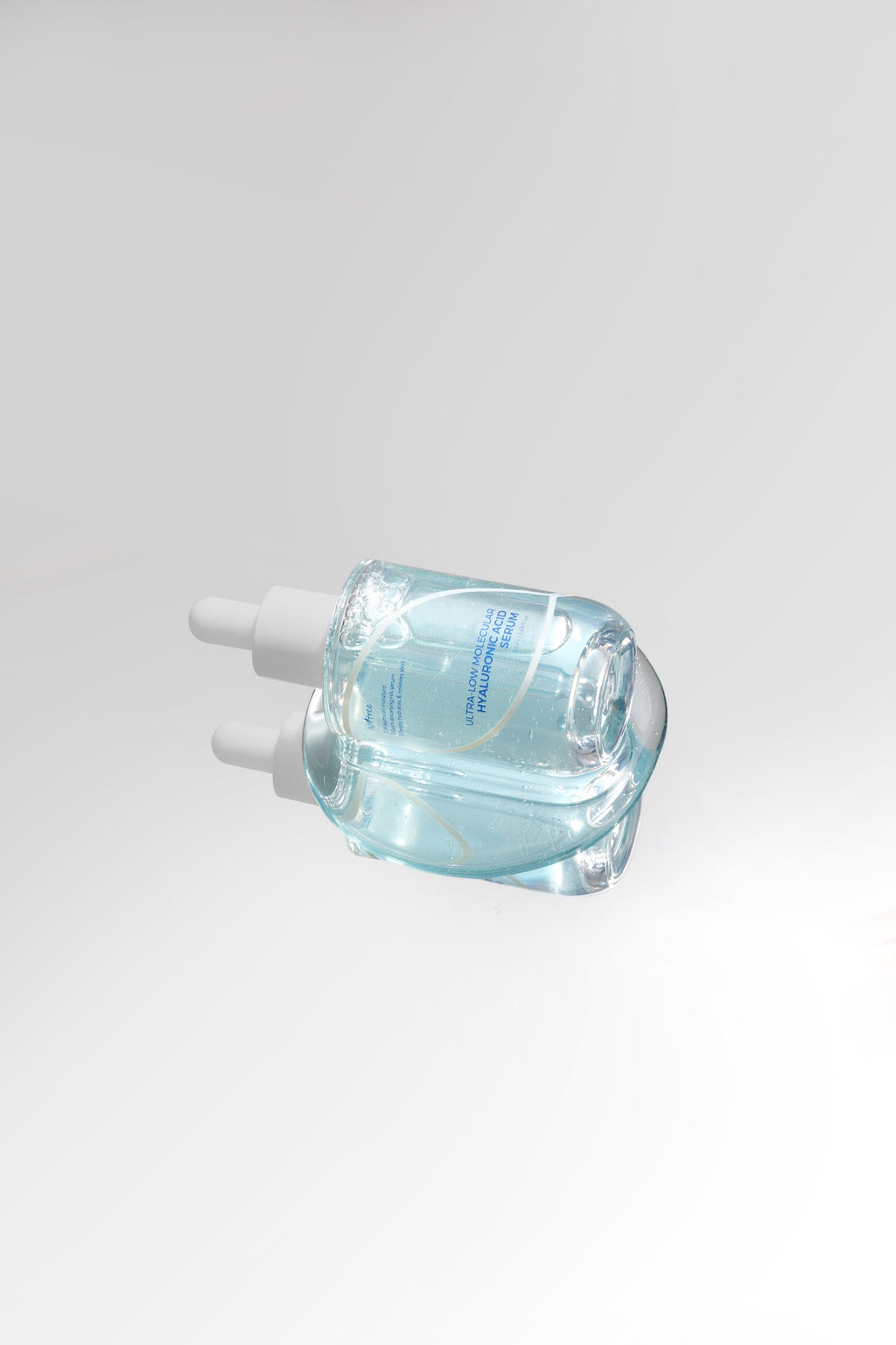 [Isntree] Ultra-Low Molecular Hyaluronic Acid Serum 50ml - Glamful-Beauty.com